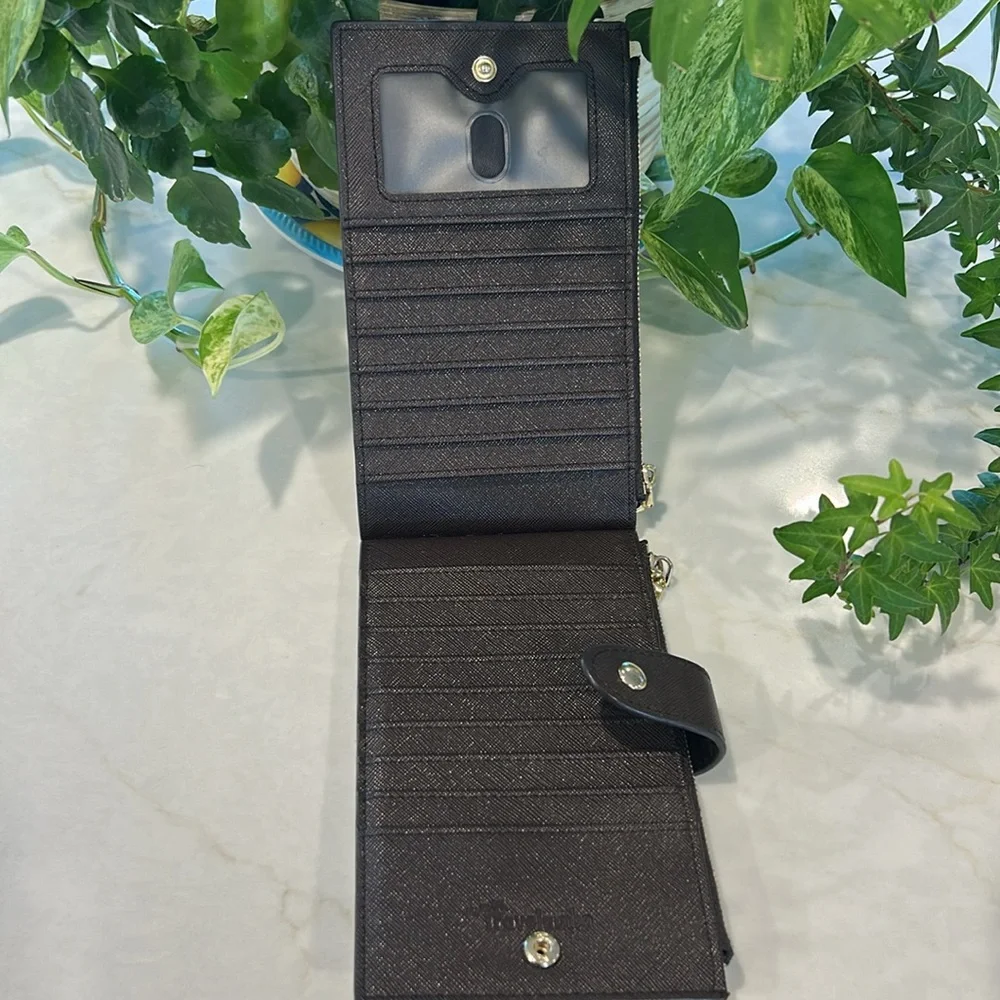 NWOT Travelambo Women's Wallet RFID Blocking Bifold Multi Card‎ Travel Wallet